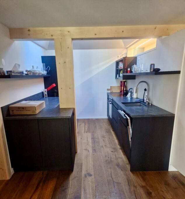 Region De Gstaad - Ultra Modern Apartment- Huge Roof Terrace - Great Views *