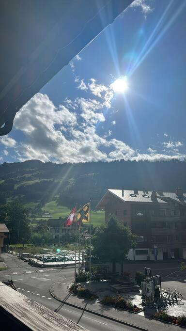 Region De Gstaad - Ultra Modern Apartment- Huge Roof Terrace - Great Views *